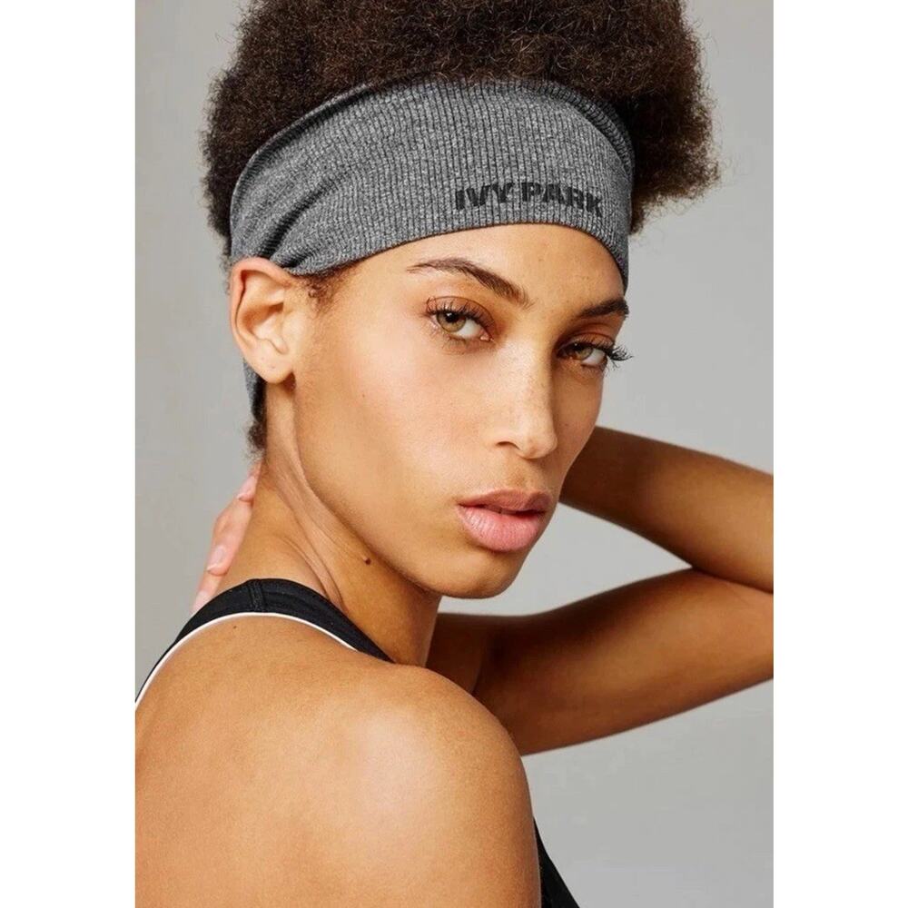 Ivy Park by Beyonce Knit Seamless Ribbed Wide Headband Grey one new